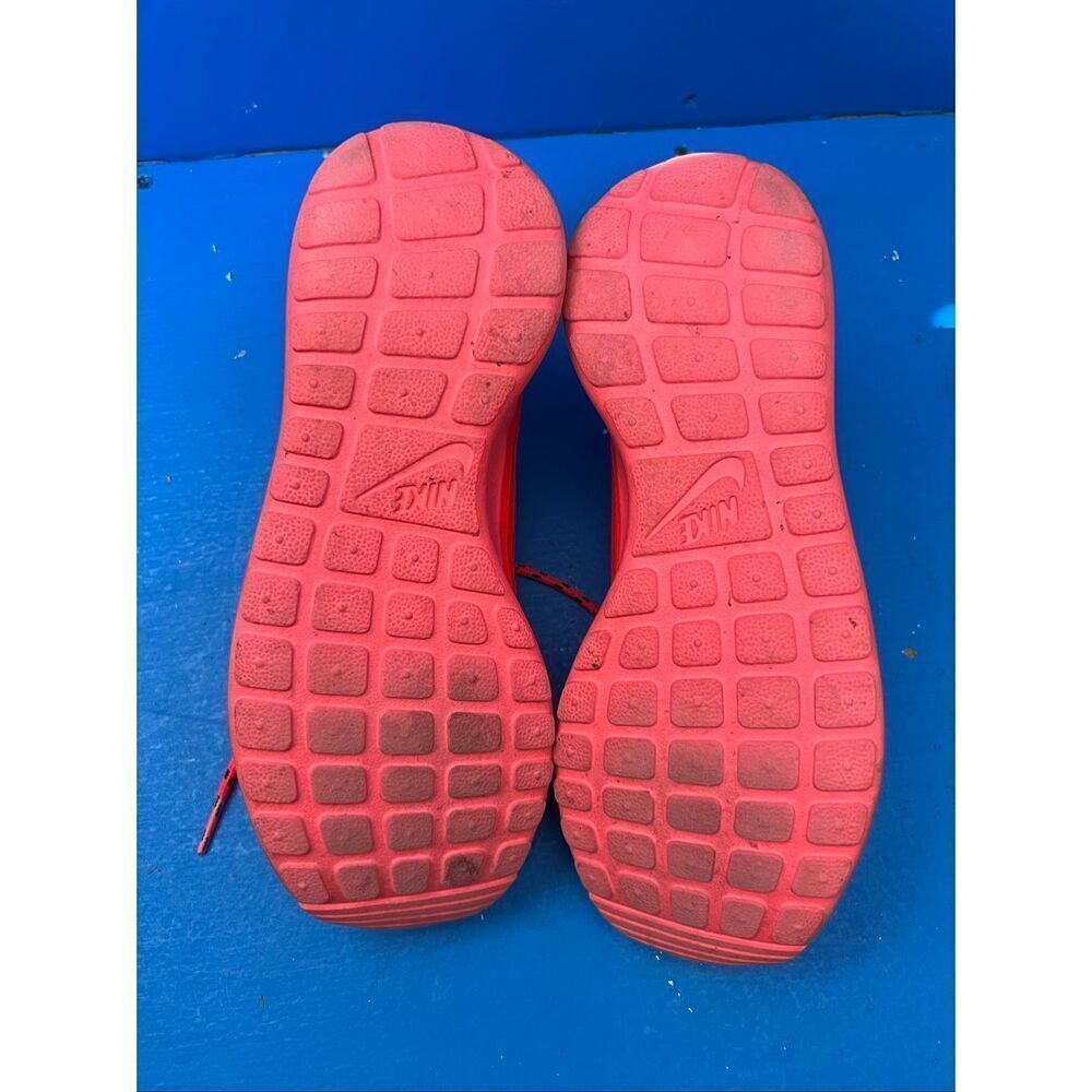 Nike Roshe Run Hyperfuse Laser Crimson us size 6.5 - Picture 5 of 5